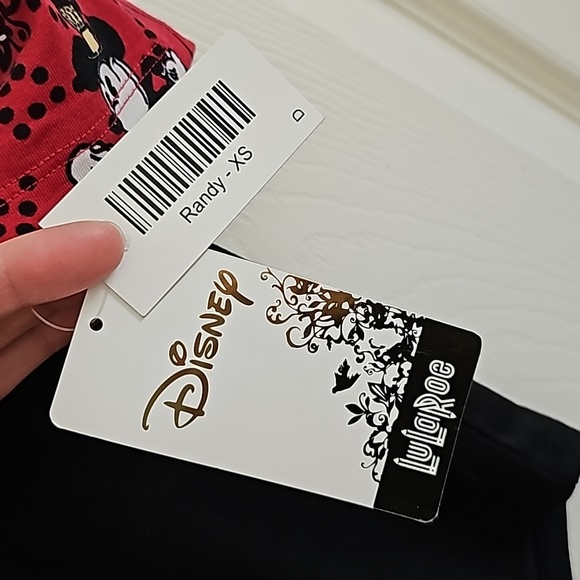 $FREE w/ Purchase: LuLa Roe Randy Baseball Tee w/ Disney Character 3/4 Sleeves - Picture 4 of 11